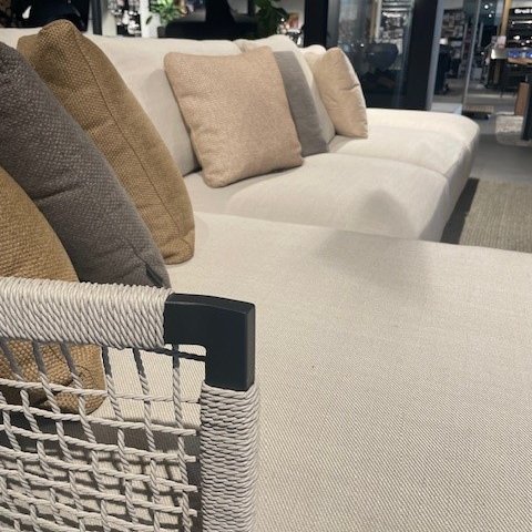 Image 1 of Divano angolare da esterno Tribù Nodi