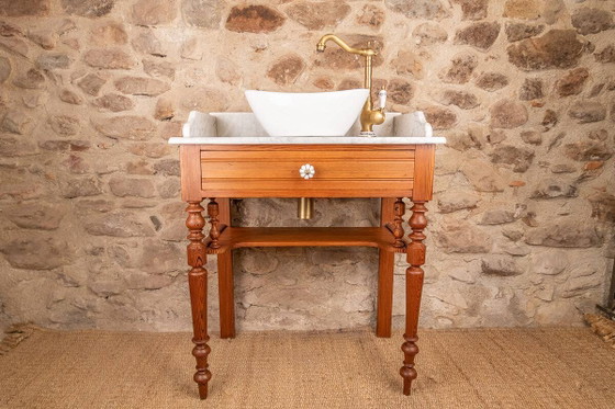Mobile lavabo antico in Pitch Pine massiccio con piano in marmo bianco. – Credenze, Ceramica (photo 3 of 11)