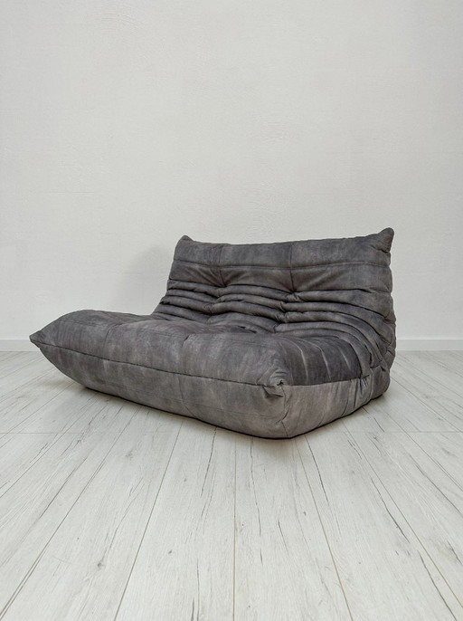 Vintage originele Ligne Roset Togo 2-zitsbank van Michel Ducaroy, grijs fluweel