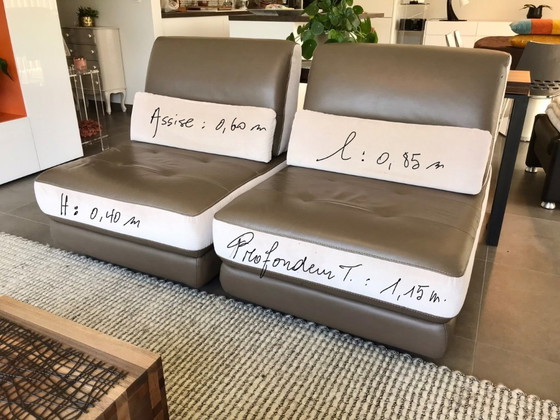 Image 1 of Divani componibili (3 posti + 2 posti singoli) in pelle e tessuto