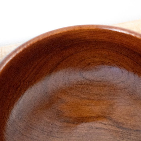 Image 1 of Vintage Deense teakhouten fruit- of saladeschaal: Scandinavisch Reducta-design uit de jaren '60
