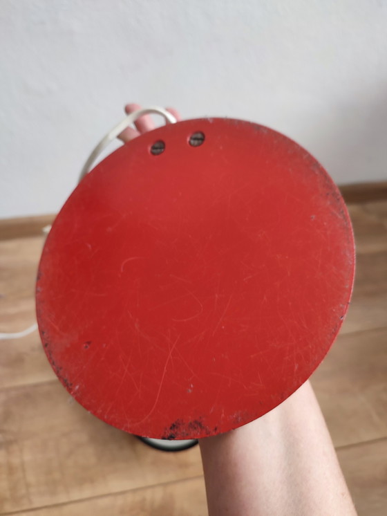 Image 1 of Vintage Space Age Italiaanse bureaulamp lamp rood zwart 1970