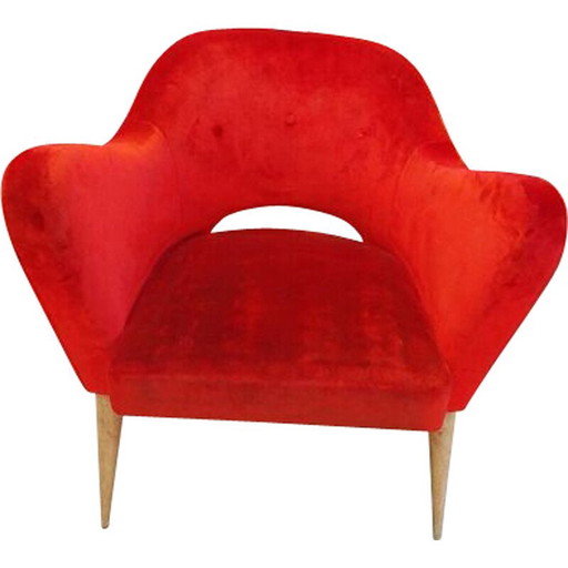 Poltrona da cocktail vintage scandinava in velluto rosso, 1960-1970