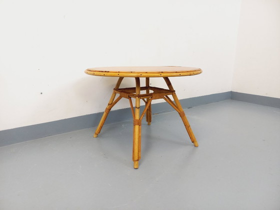 Image 1 of Vintage 1960s round coffee table in rattan and wood
