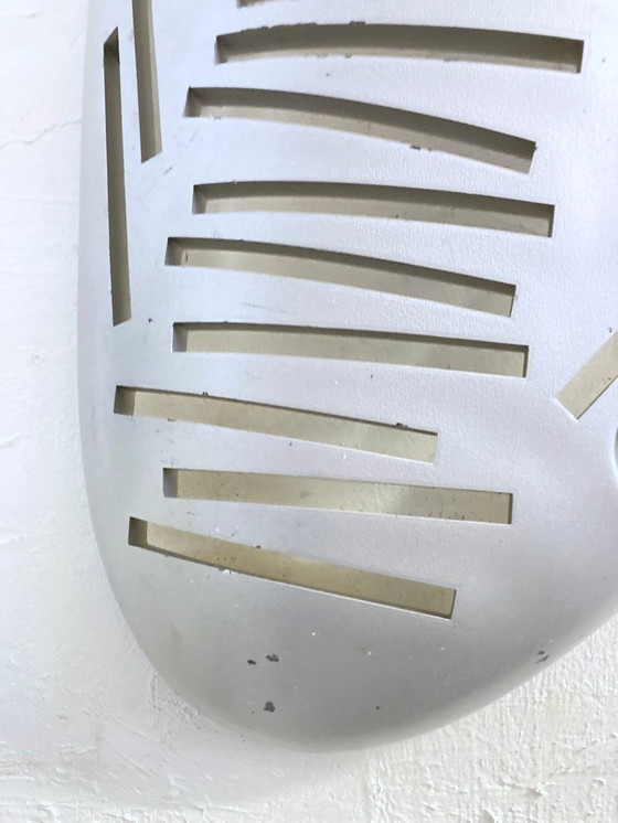 Image 1 of Wand-CD-houder The Stone van Guzzini Design Enzo Calabrese jaren 90