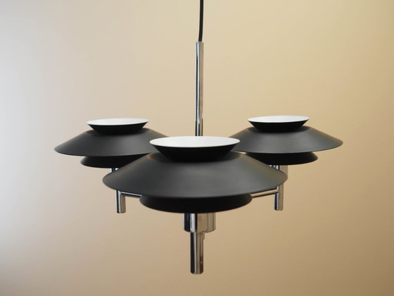 Lampada a sospensione Genoa con tre paralumi, in metallo, Harald Nyborg A/S, Danimarca, stile contemporaneo (photo 9 of 16)