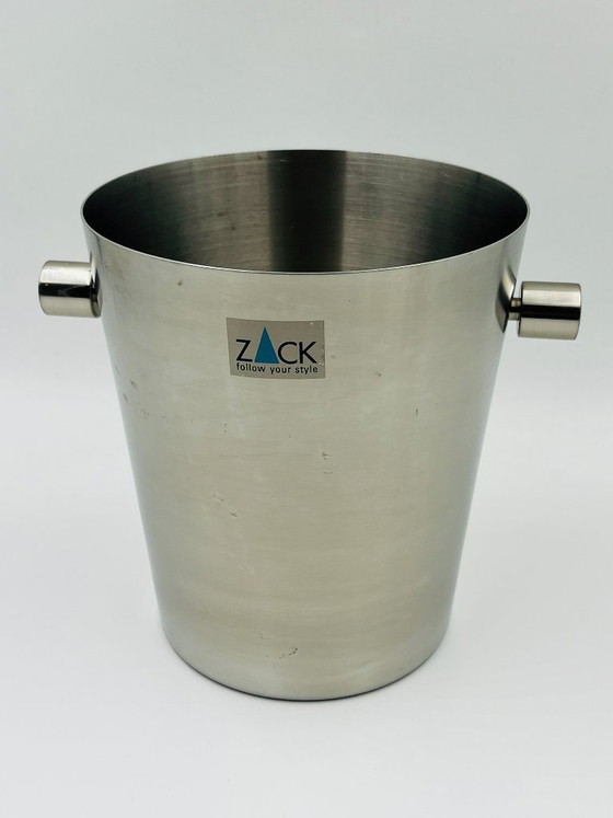 Cubitera para champán Zack de acero inoxidable cepillado. – Accesorios de mesa, Metal (photo 7 of 8)