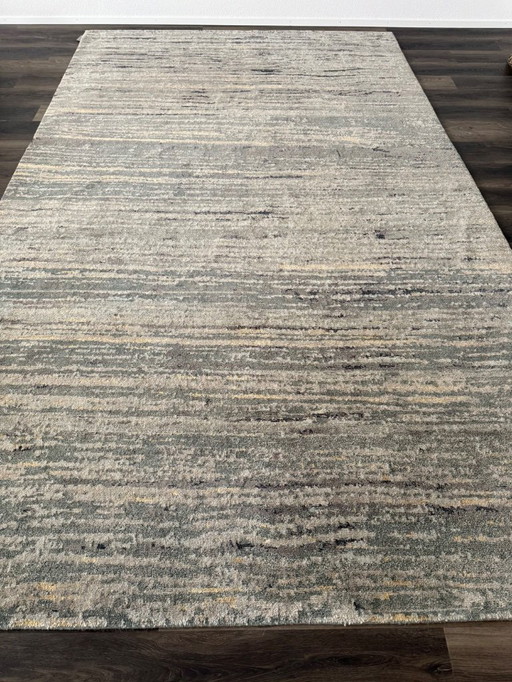 Walter Knoll – “Bahari” Carpet (Legends of Carpets Collection)