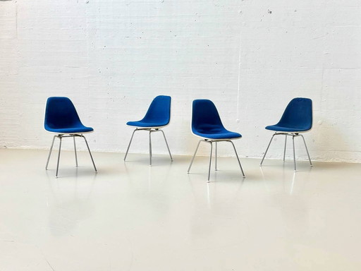 Set aus 4 Stühle (Sidechairs) von Charles Eames für Hermann Miller, 1960er