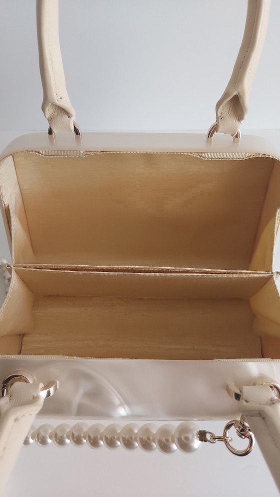 Image 1 of Estuche pequeño con efecto perla de Simone Rocha