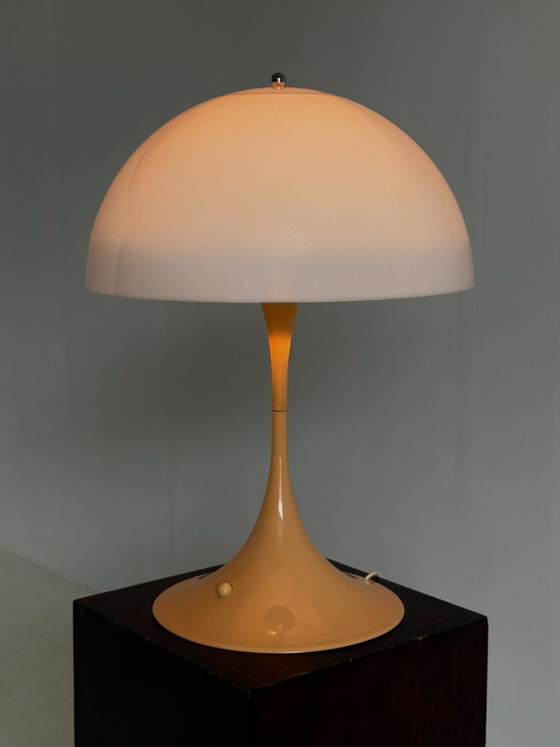 Image 1 of Louis Poulsen Panthella table lamp Verner Panton beige base