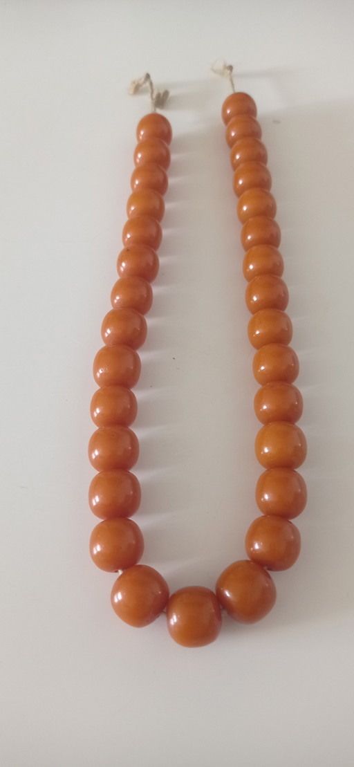 Faturan Bakelieten ketting, gewicht 65 g