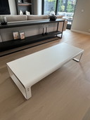 Mesa baja de diseño exclusivo