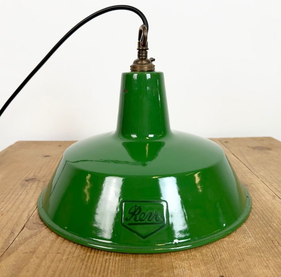 Image 1 of Industriële groene emaille hanglamp van Revo, jaren 1950.