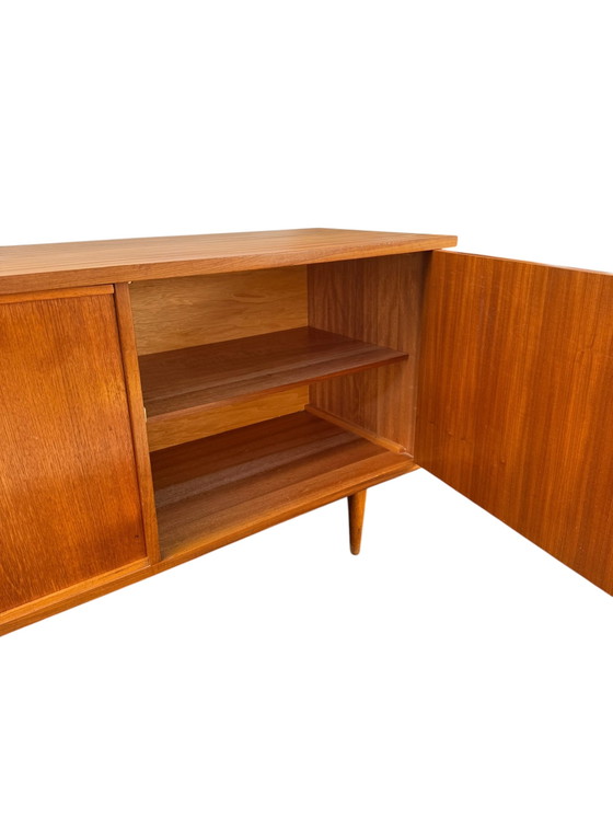 Buffet Bas Scandinave MCM en Teck – Wood (photo 5 of 7)