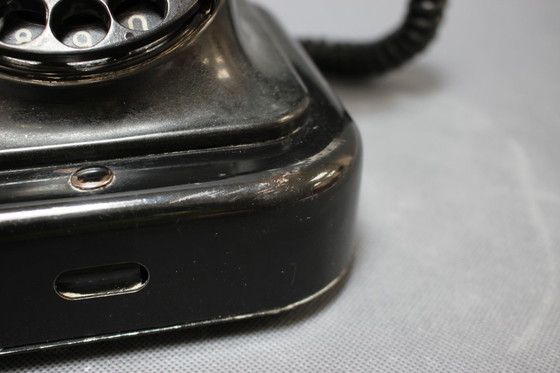 Image 1 of Telefono a rotelle Bakelitte di Tesla, metà secolo, 1950