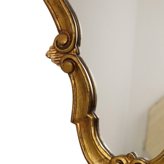 Image 1 of Espejo antiguo estilo barroco con remate, clásico dorado, Francia, 62 cm.