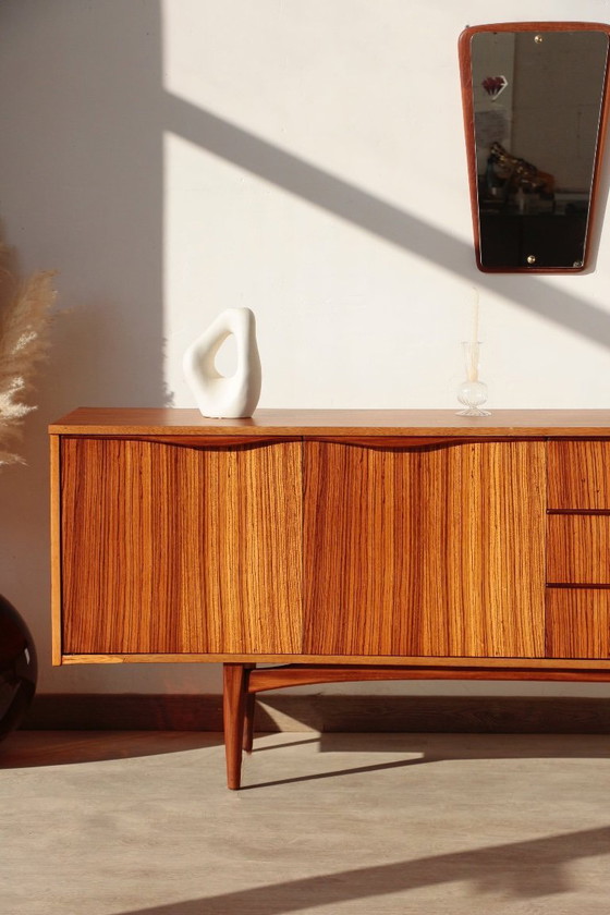 Image 1 of Credenza vintage in teak e zebrano – Elliots of Newbury, anni '60
