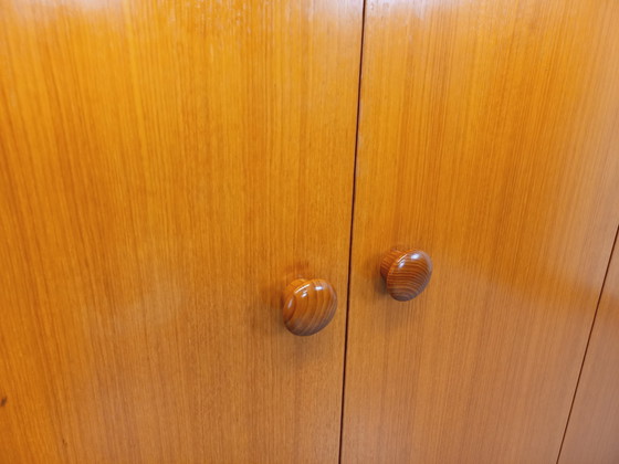 Image 1 of Mobiletto da toeletta modernista vintage in teak e noce degli anni &#39;60-&#39;70