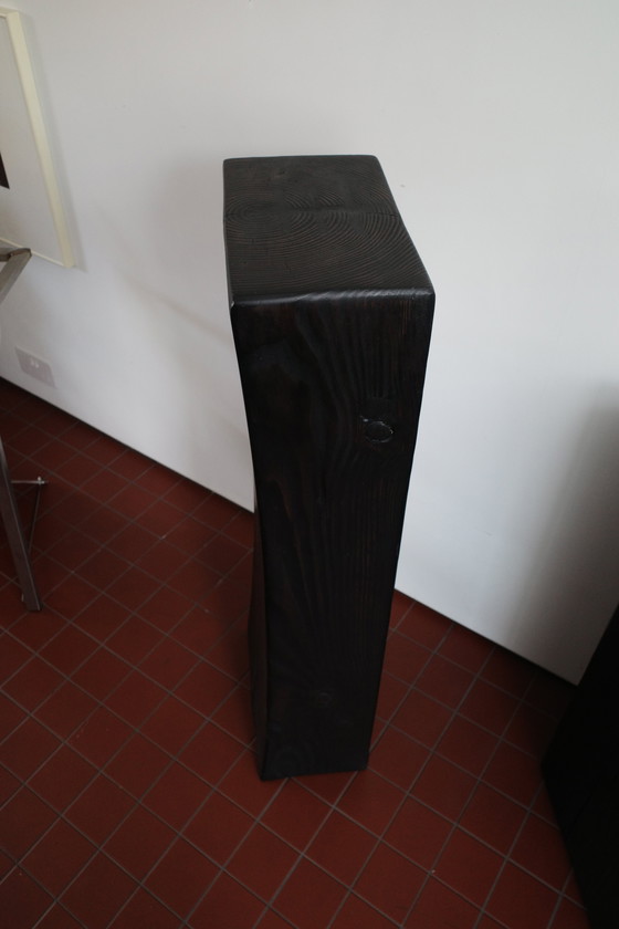 Image 1 of Zócalo de madera maciza ebonizada