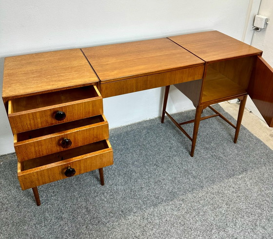 Tocador de teca de diseño danés Mid Century, años 60, Adolphsen & Søn, Cómodas, Madera, Marrón (foto 13 de 15)