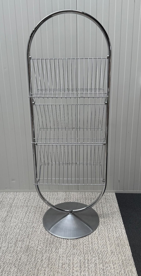 Tijdschriften Rek Verner Panton VP Rack Fritz Hansen – Tijdschriftenrek, Metal, Chrome (photo 2 of 10)