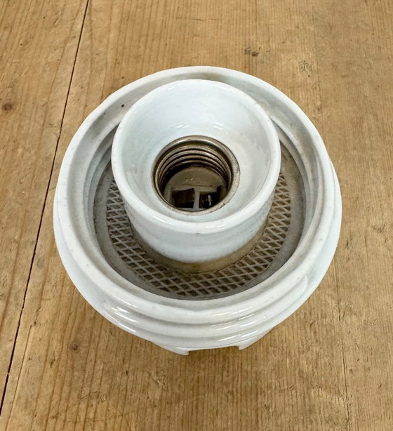 Image 1 of Vintage porseleinen plafondlamp met melkglas, jaren 50