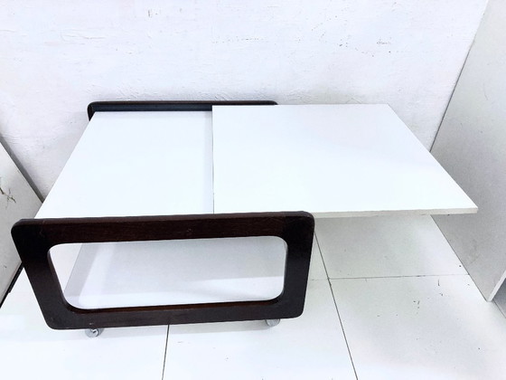 Image 1 of Mesa de centro extensible con ruedas del diseño de la era espacial de los años 70