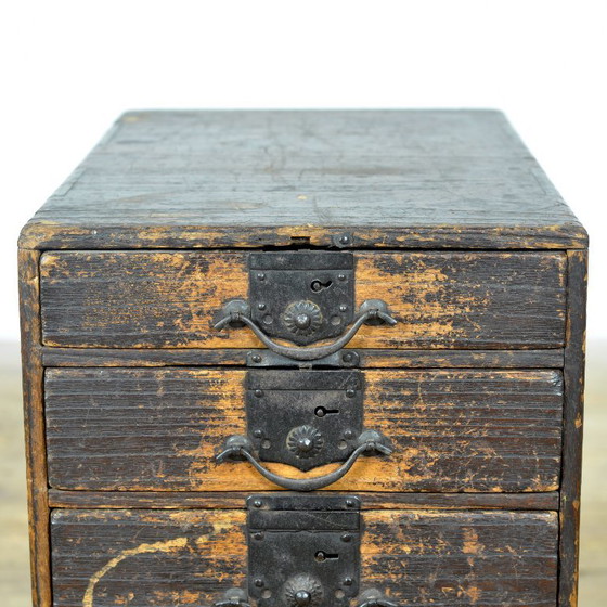 Antieke Japanse Ko-Dansu met origineel ijzerbeslag, circa 1900 – Ladekasten, Iron, Wood (photo 6 of 10)