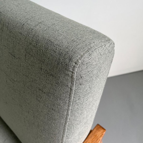 Image 1 of Poltrona da club vintage grigio-verde: mobili moderni di metà secolo degli anni '70