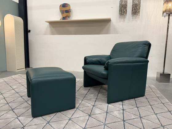 Leolux Bora Beta with ottoman, green color, Armchairs, Leather (photo 7 of 8)