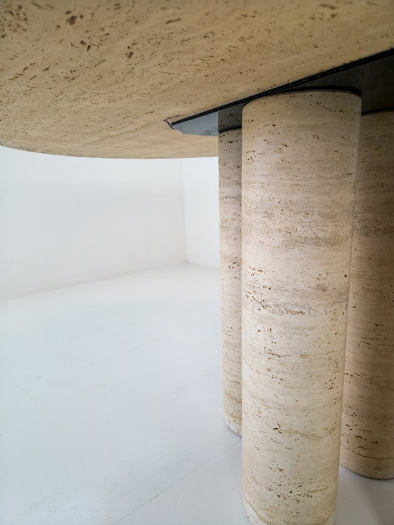 Image 1 of Mario Bellini – Il Colonnato – Italiaanse travertin eettafel, ca. 1980