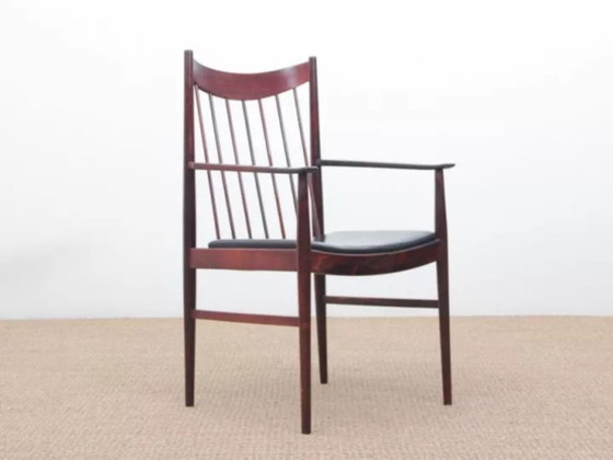 Image 1 of Een paar fauteuils en een bijzettafel, Deens, van palissanderhout en leer, ontworpen door Arne Vodder voor Sibast in 1960.