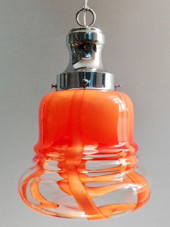 Image 1 of Lampada a sospensione a una luce Mazzega Murano anni '70 in vetro soffiato a mano e cromo.