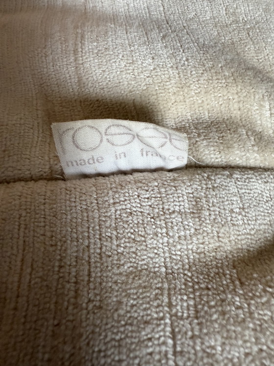 Image 1 of Divano vintage Togo a 2 posti in velluto beige Ligne Roset.