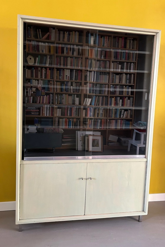 Vintage school cabinet – Storage cabinet, Wood (photo 2 of 5)