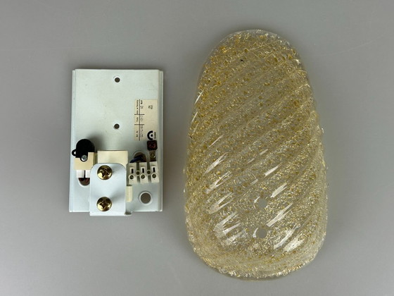 Image 1 of Lampada da parete anni '60 e '70, in vetro e ottone, design spaziale