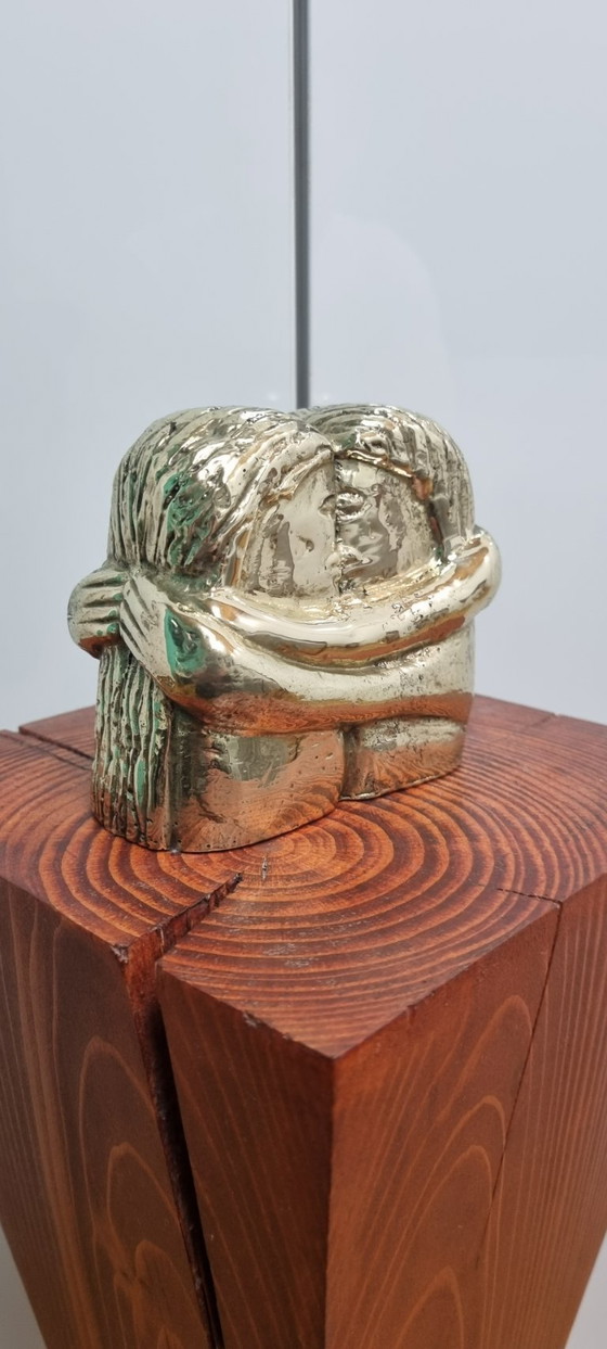 Image 1 of Sculptuur geïnspireerd op Brancusi's De Kus