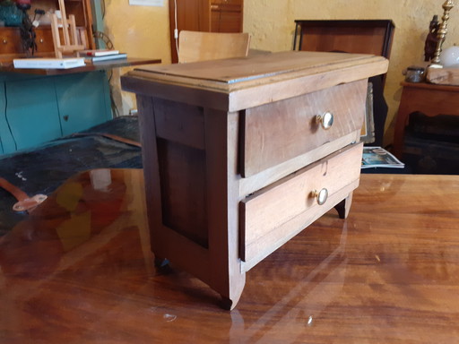 Commode miniature ancienne
