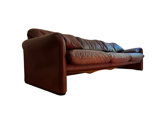 Image 1 of Cassina Maralunga 3-seater leather sofa by Vico Magistretti 1970s