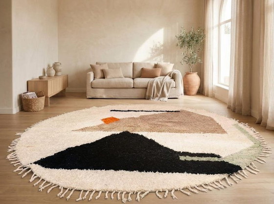 Moroccan Azilal Round Wool Rug 200/200cm – Rugs & carpets (photo 2 of 10)