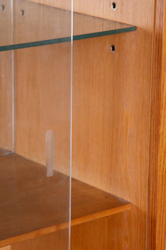 Restored Art Deco Display Cabinet, Oak and Glass, Czech, 1940s – Jitona, Metal (photo 12 of 15)