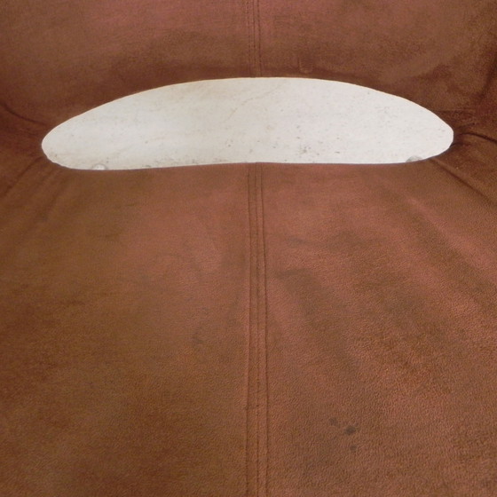 Image 1 of Set van 2 designstoelen in de stijl van Artifort, Leolux, Pierre Paulin