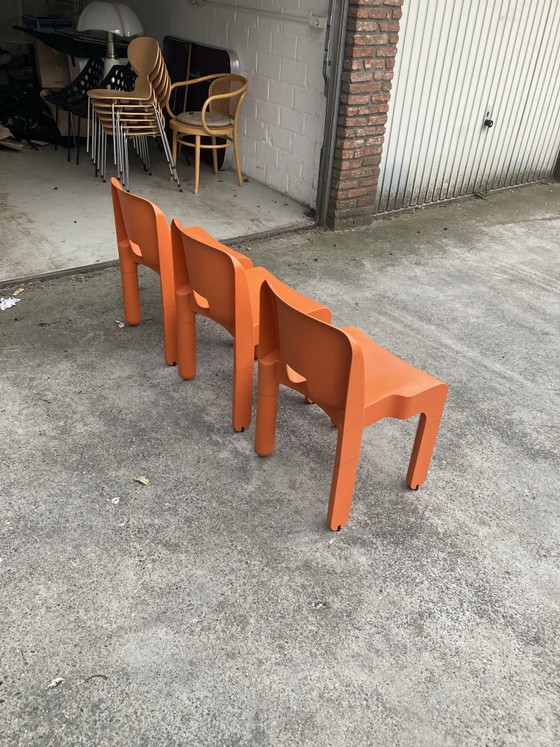 4x Joe Colombo Universale chairs, Kartell, Dining chairs, Plastic, Orange (photo 6 of 6)