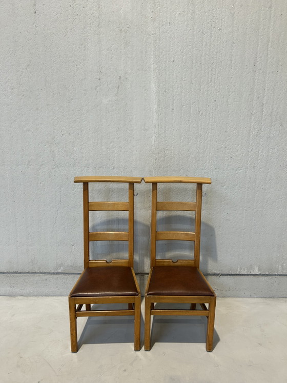 Image 1 of Set van 2 vintage kerkstoelen