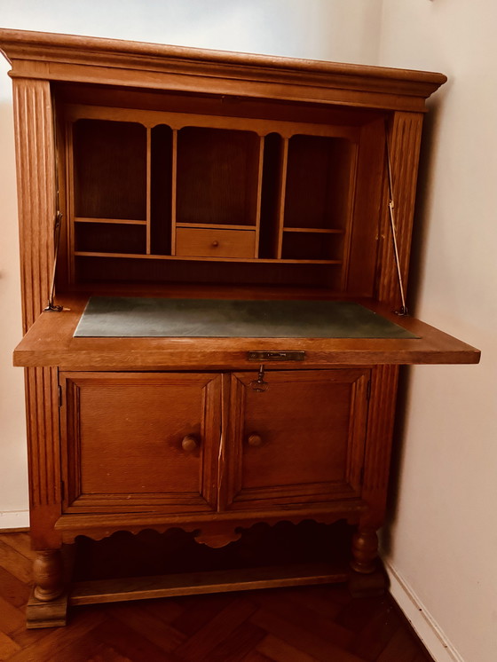 Image 1 of Bellissima scrivania vintage in rovere