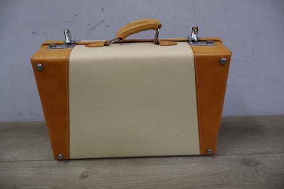 Image 1 of Custodia a mano vintage in pelle bianca e marrone