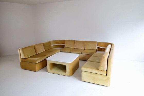 Image 1 of Modular U-shaped sofa, 8-piece yellow velvet