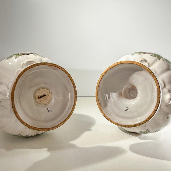 Vases couverts de Joseph Gaspard Robert pour Faïencerie de Marseille, 18e siècle, lot de 2 – Ceramic (photo 16 of 22)