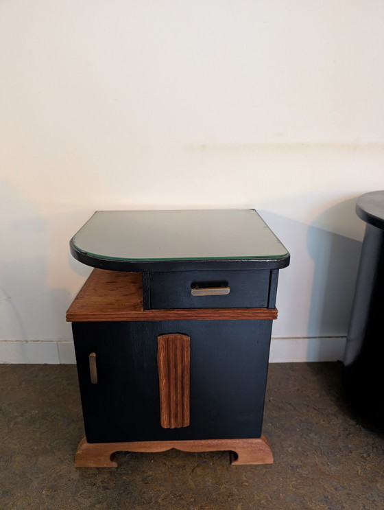 Image 1 of TV cabinet with matching (bedside) tables